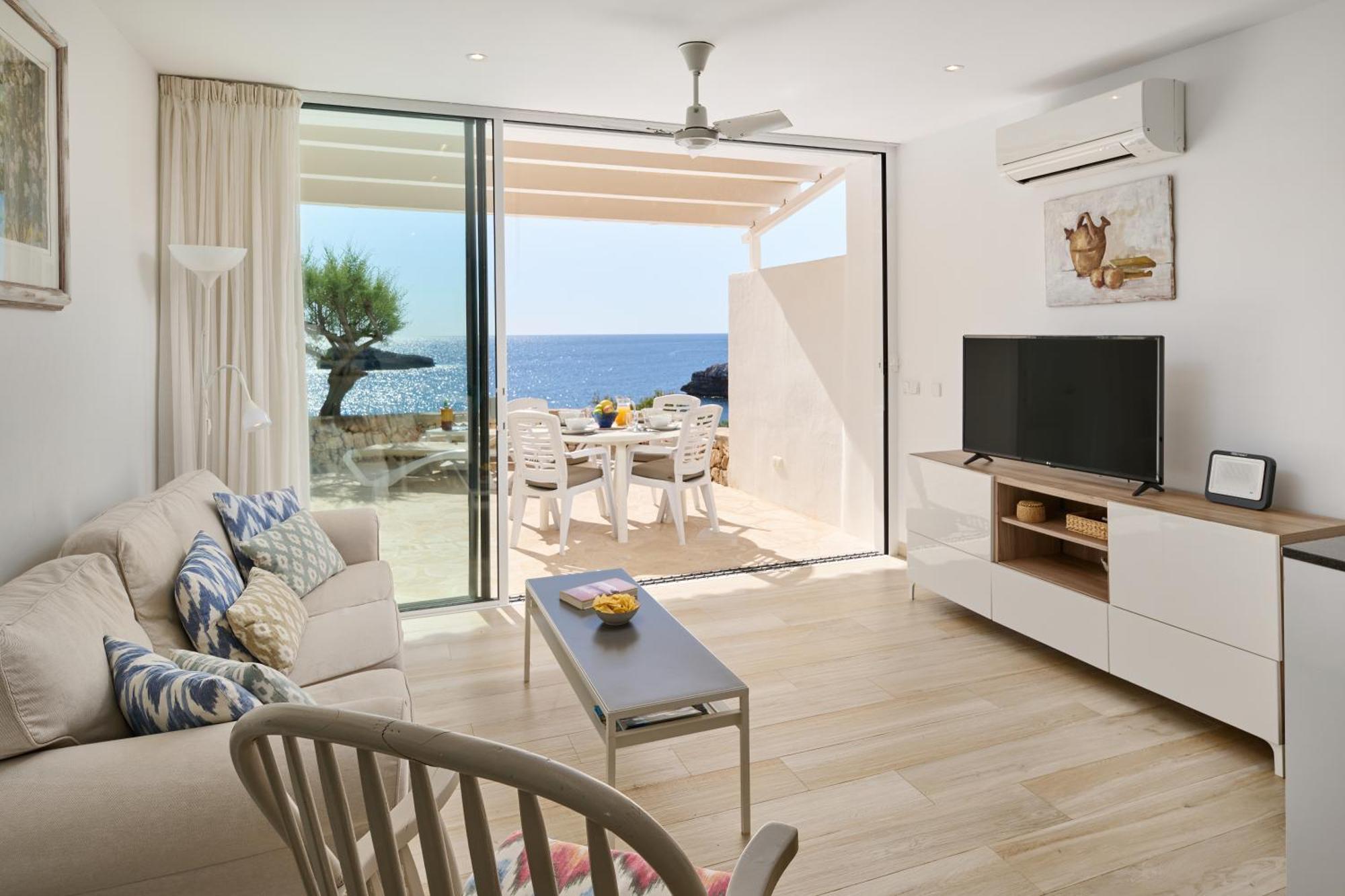 Sea Frontline Apartment 'Faraona'. Pool. Wifi Santanyí Exterior foto